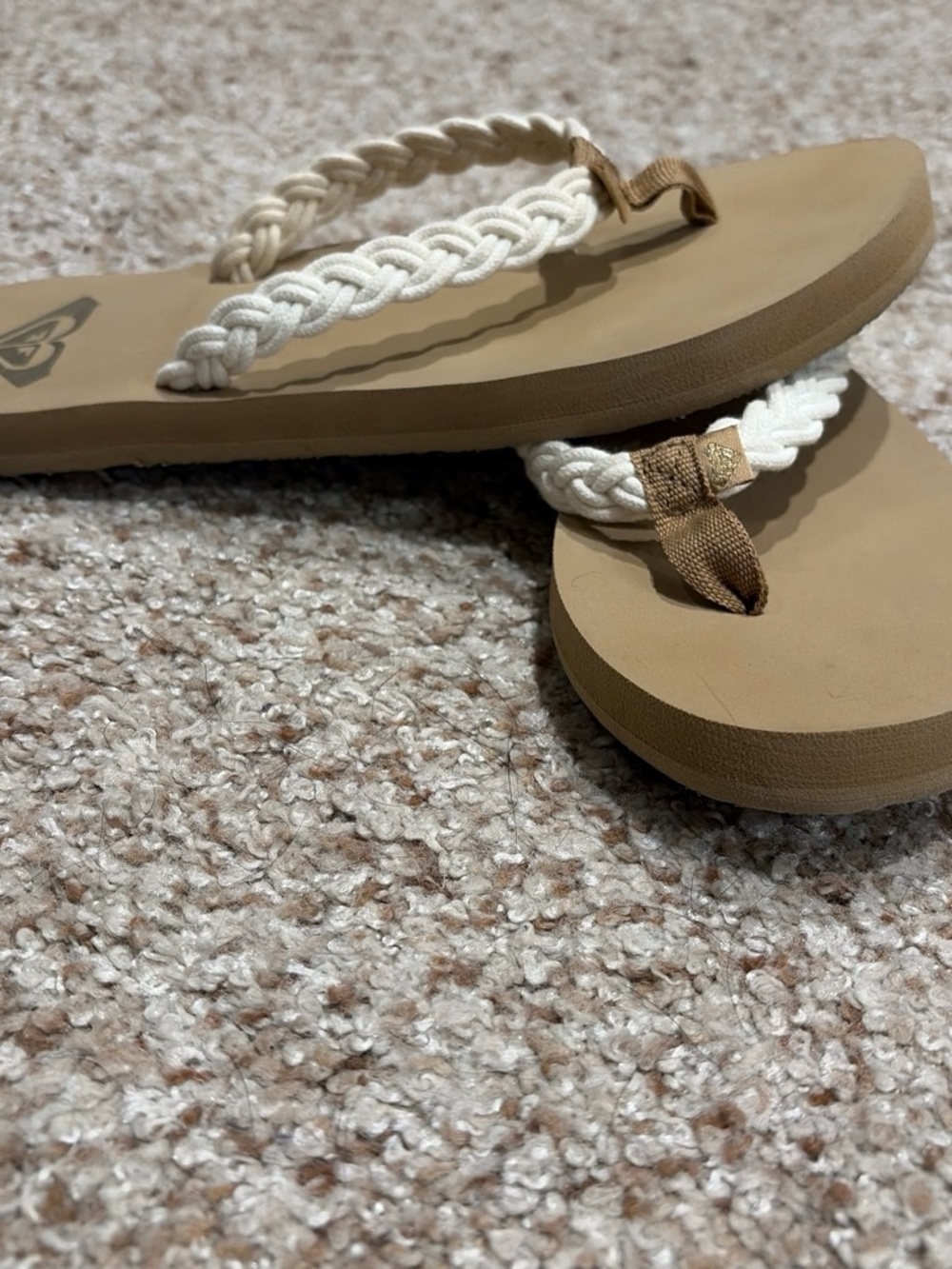 Roxy Women's Braided Strap Sandals - Cream & Tan